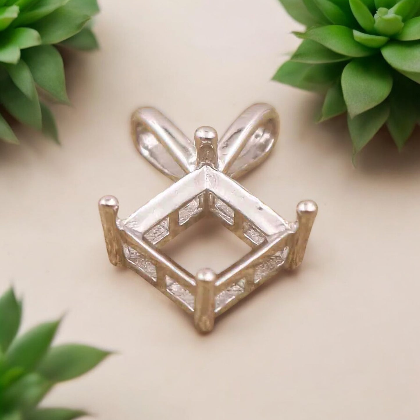925 Sterling Silver Pendant