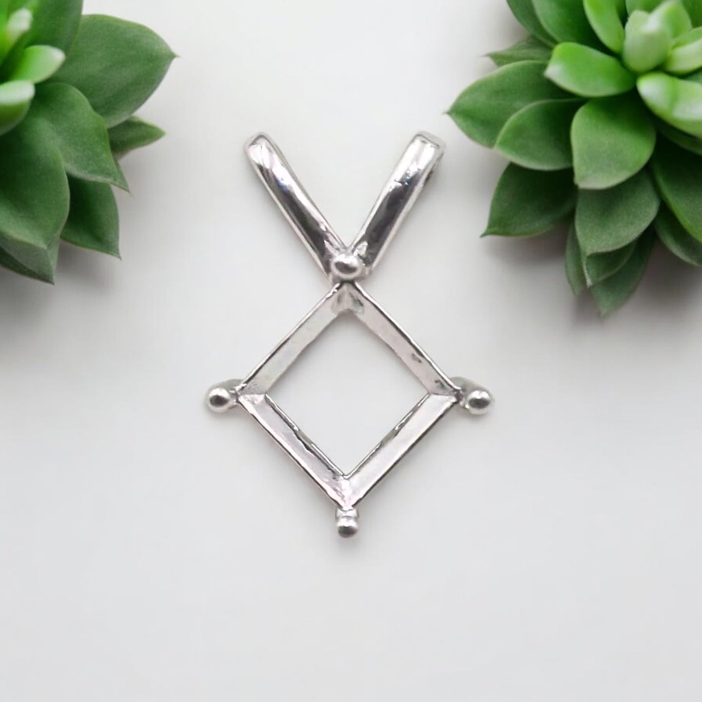 925 Sterling Silver Pendant