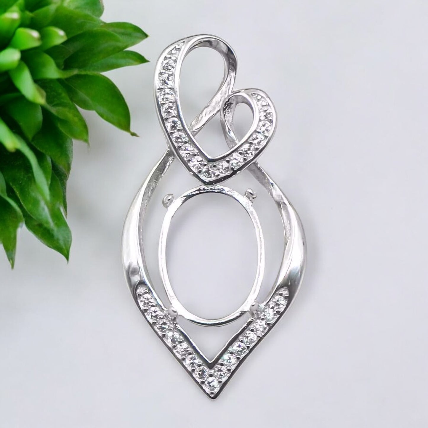 925 Sterling Silver and Cubic Zirconia Pendant