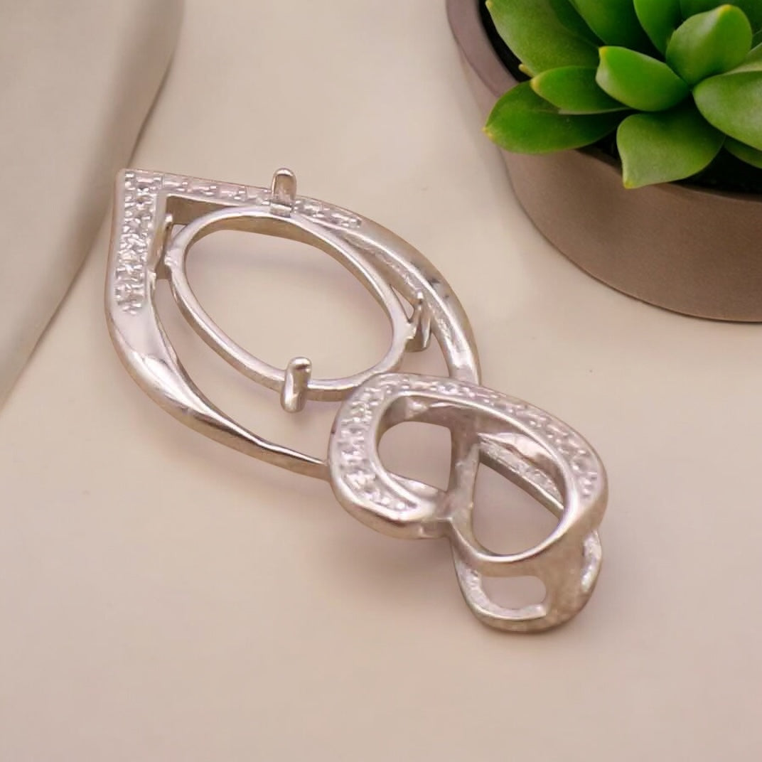 925 Sterling Silver and Cubic Zirconia Pendant