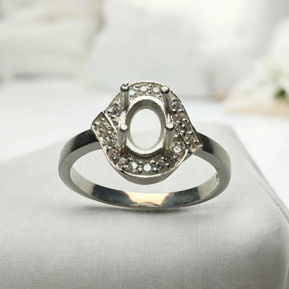 925 Sterling Silver and Cubic Zirconia Ring Size 7