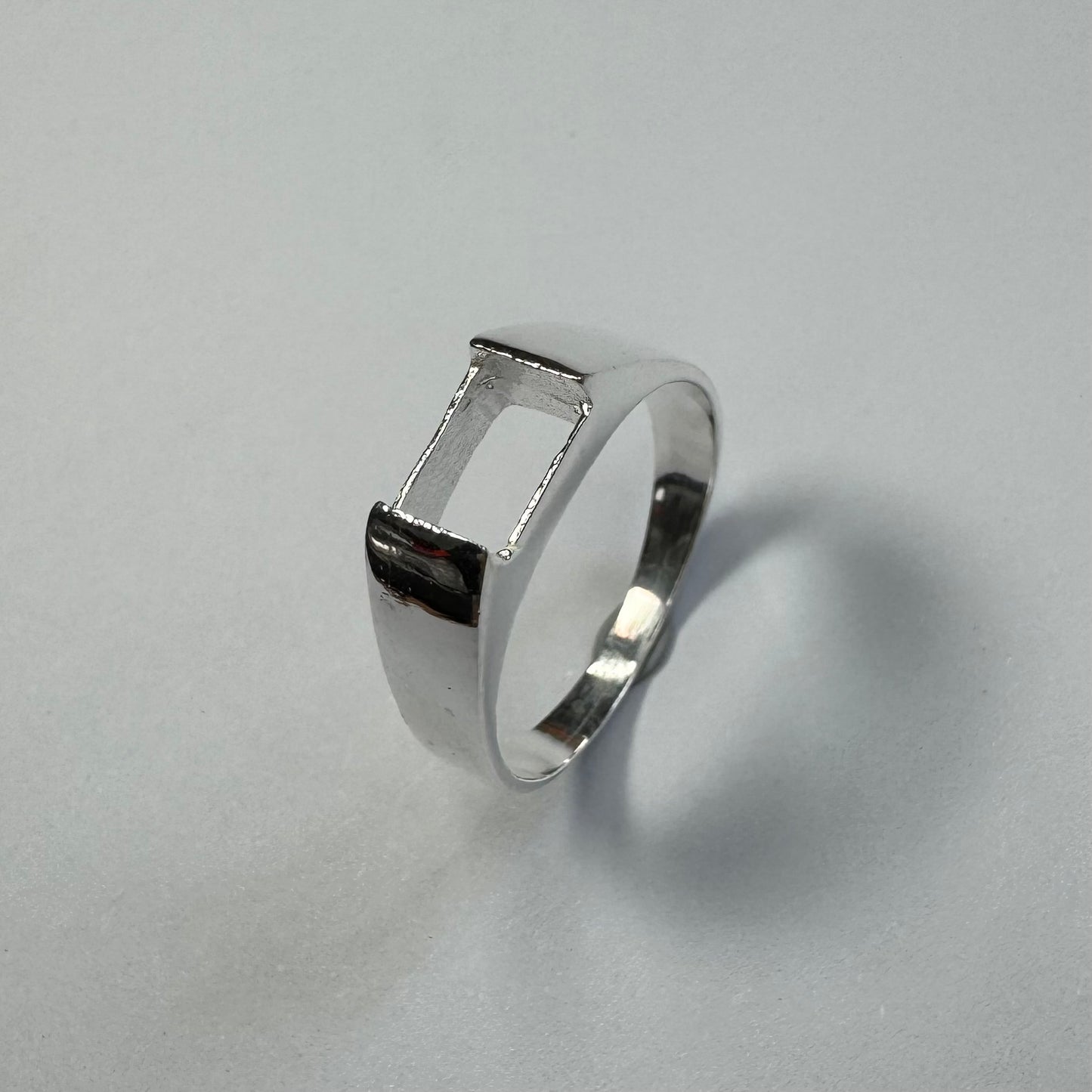 925 Sterling Silver Ring Size 8