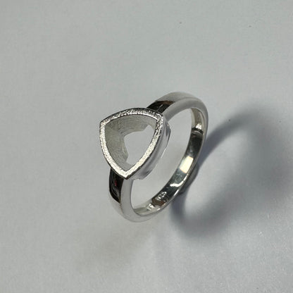 925 Sterling Silver Bezel Set Ring