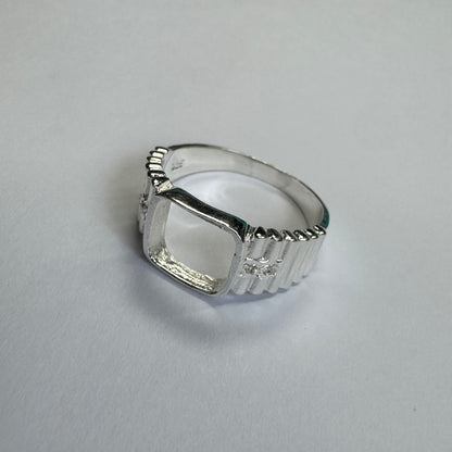 925 Sterling Silver Ring Size 7