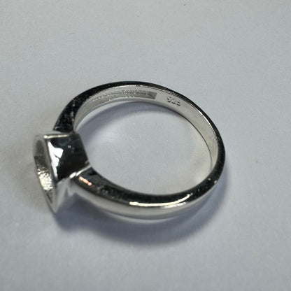 925 Sterling Silver Bezel Set Ring