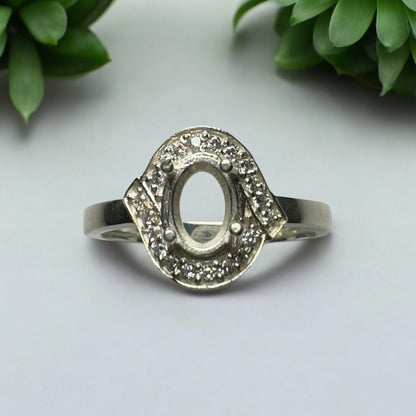 925 Sterling Silver and Cubic Zirconia Ring Size 7