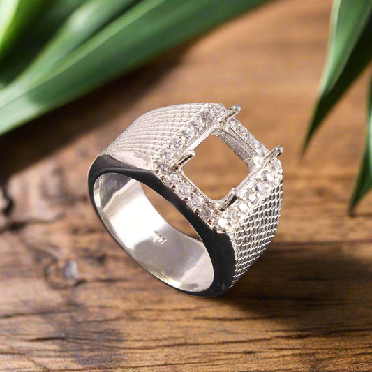 925 Sterling Silver and Cubic Zirconia Chunky Ring (Mens or Larger Sizes Ladies) Sizes 8-11-Bird Jewellery Settings