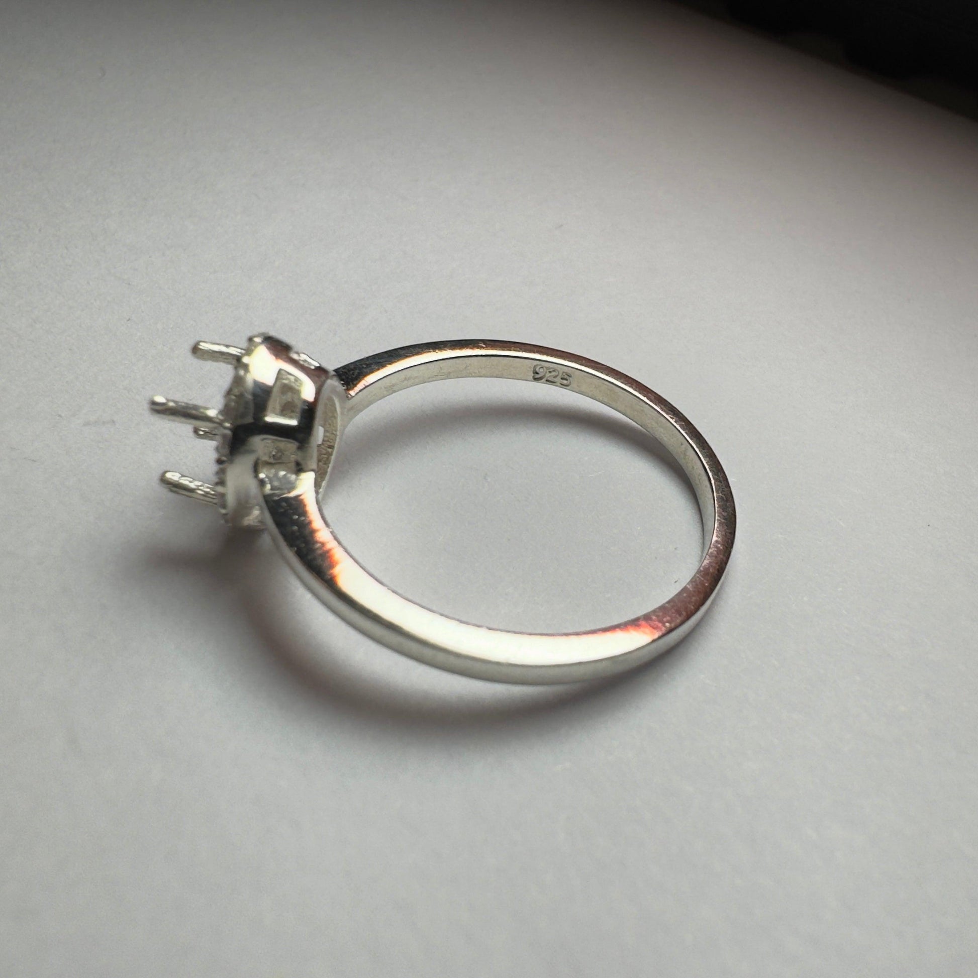 925 Sterling Silver Ring Size 8.5 - Bird Jewellery Settings