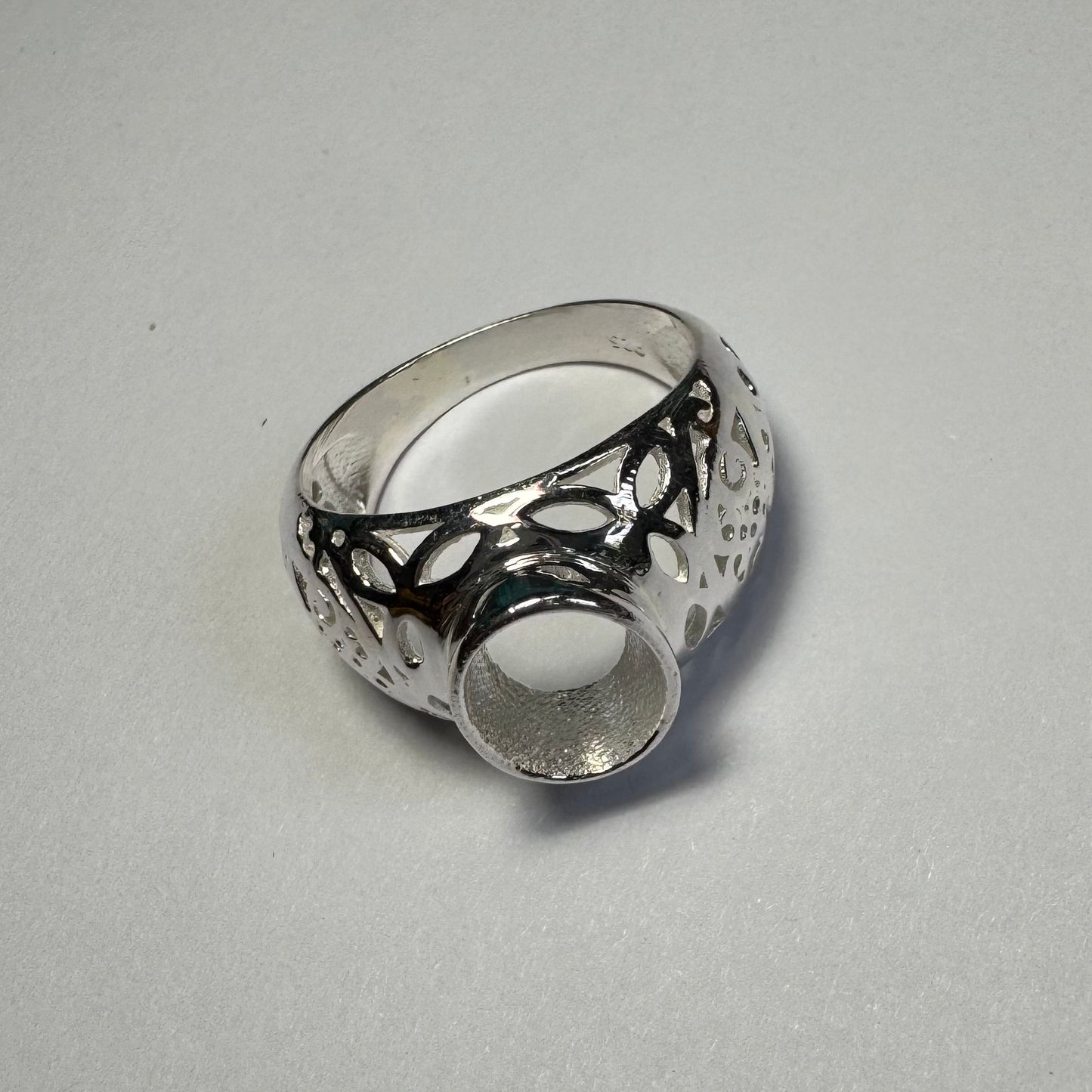 925 Sterling Silver Chunky Ring (Mens or Larger Sizes Ladies) Sizes 8-11