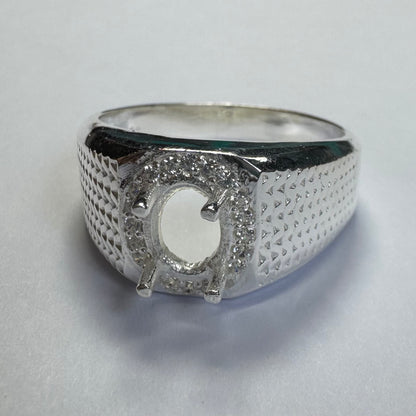 925 Sterling Silver and Cubic Zirconia Chunky Ring (Mens or Larger Sizes Ladies) Sizes 8-11