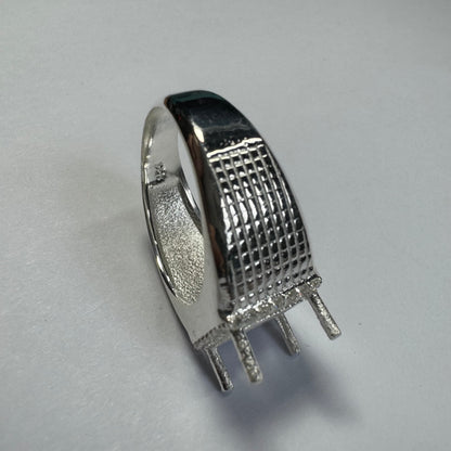 925 Sterling Silver and Cubic Zirconia Chunky Ring (Mens or Larger Sizes Ladies) Sizes 8-11