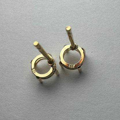 9ct or 18ct Gold 4 Claw Double Bezel 5mm Round  Stud Earrings