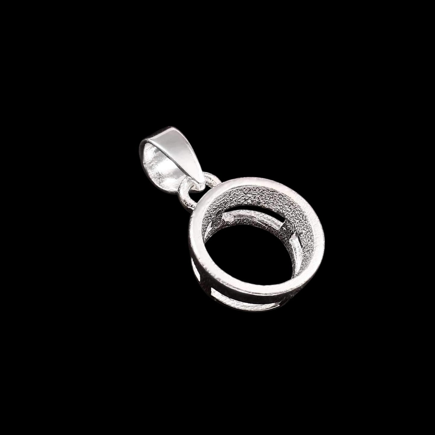 925 Sterling Silver Bezel Set Pendant